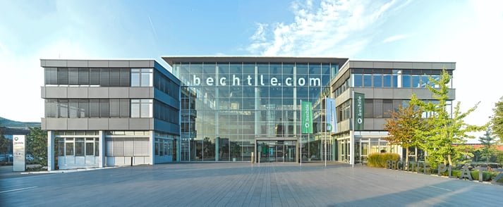 Central brand platform with store for Bechtle