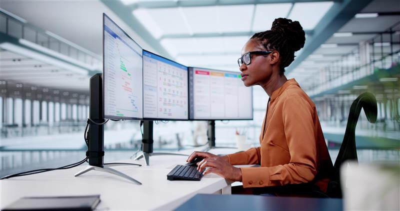 AI in Support & Operations: From reactive IT to proactive business engine